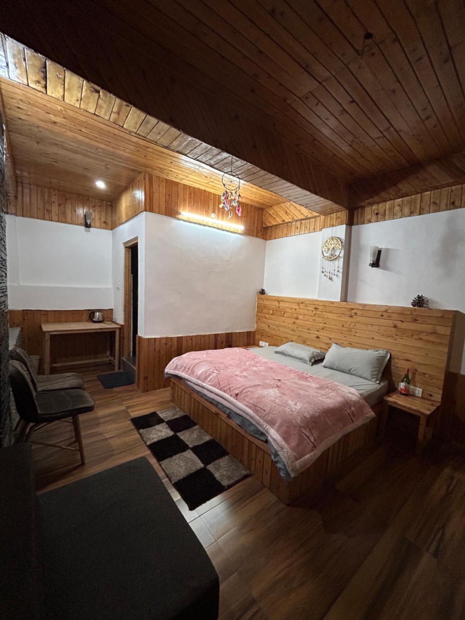 The Himalayan Sukoon Villa Near Jibhi Banjār Dış mekan fotoğraf